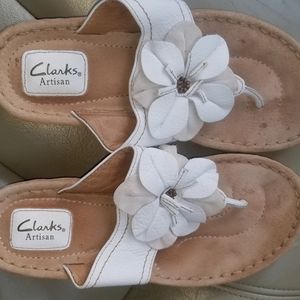 Clarks Artisan White Leather Sandals size 7 M